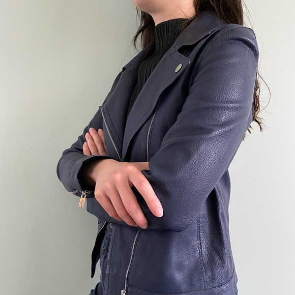 Massimo Dutti Blue Leather Jacket Size XS - Picture 3 of 13
